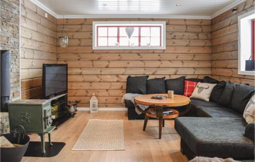 Oyer Casa | Cozy Home In Sjusjøen With Kitchen