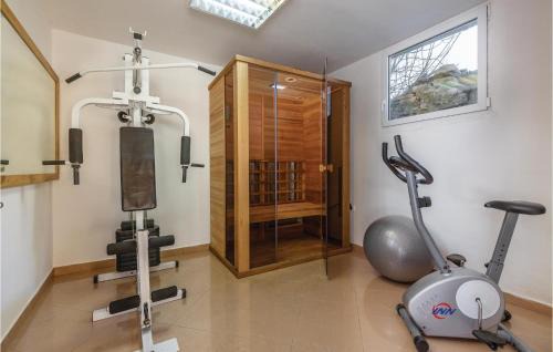Jursici Casa | Cozy Home In Skicini With Sauna