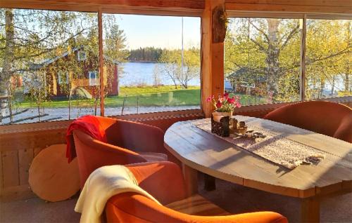 Vindeln Municipality Casa | Cozy Home In Storsävarträsk With Sauna