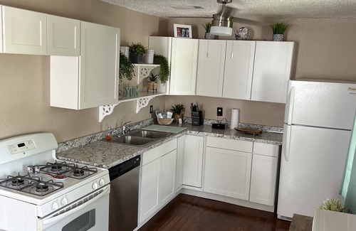 Federal City Casa | Cozy home in the Heart of Algiers