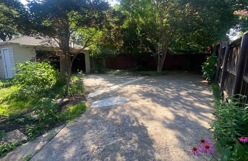 Northeast Dallas Casa | Cozy home in the heart of Dallas - Lakewood