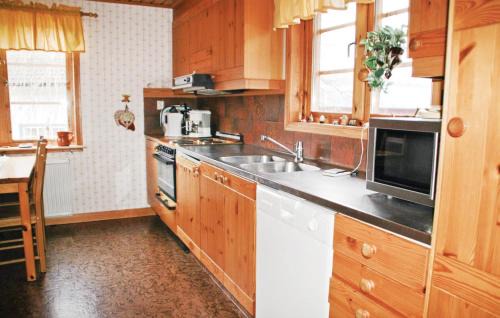 Haljebol Casa | Cozy Home In Uddevalla With Wifi