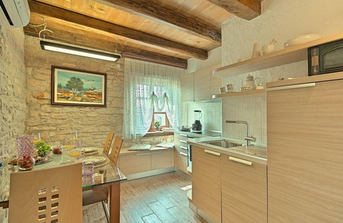 Vilanija Casa | Acogedora casa en Umag con sauna