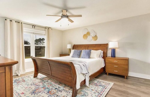 Gulf Breeze Casa | Cozy Home Minutes to Beaches