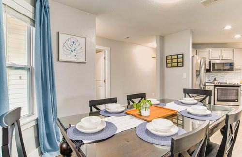 Gulf Breeze Casa | Cozy Home Minutes to Beaches