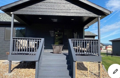 Summerset Casa | Cozy home near Black Hills
