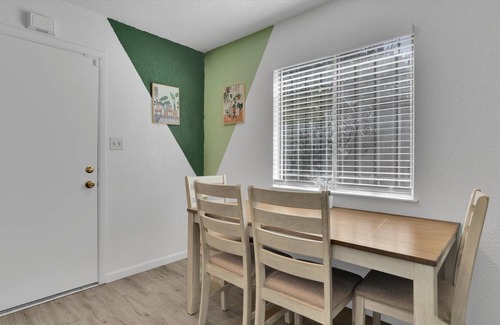 Stockton Casa | Cozy Home Near UOP w/ RV & Boat Parking