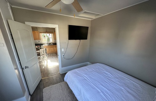 Marion Casa | Cozy home that is family-friendly or great for nights with friends