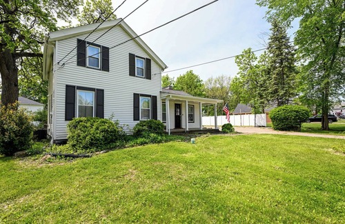 Independence Casa | Cozy home, w/ chef's kitchen, pet friendly near Cuyahoga National Park