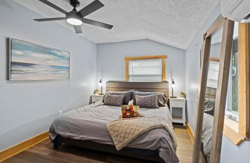 Canandaigua Casa | Cozy Home W/King Bed & Lake access