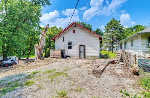 Windsor Park Casa | Cozy Home w/ Yard < 3 Mi to Downtown Indianapolis!