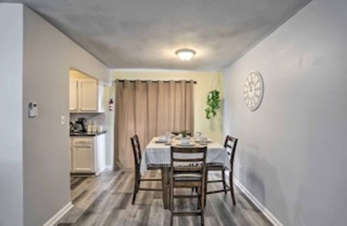 Parma Heights Casa | Cozy Home with a Huge Backyard!