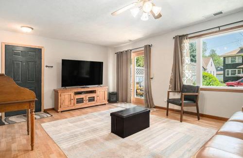 Midtown Casa | Cozy Home with Comfort & Prime Location & King Bed