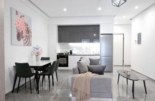 Moschato-Tavros Apartamento | Cozy Home With Cooking Near Tram