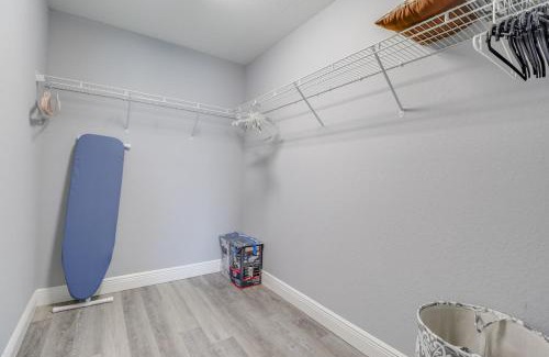 Candler Casa | COZY home with fenced patio