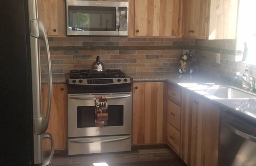 Kalifornsky Casa | Nueva casa acogedora, a pocos minutos de los ríos Kenai y Kasilof.