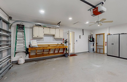 Gulf Cove Casa | Cozy home with private pool, lanai, central AC & washer/dryer