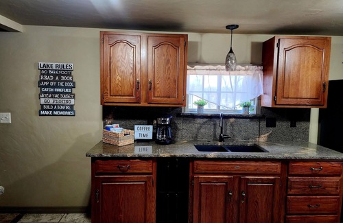 Grove Cabina | Cozy Honey Creek Hideaway, comfortable sleeping for 8 at Grand Lake!