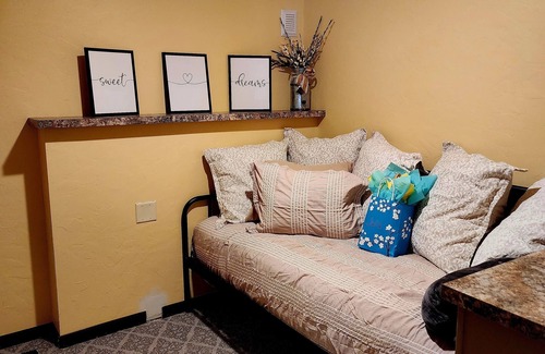 Grove Cabina | Cozy Honey Creek Hideaway, comfortable sleeping for 8 at Grand Lake!