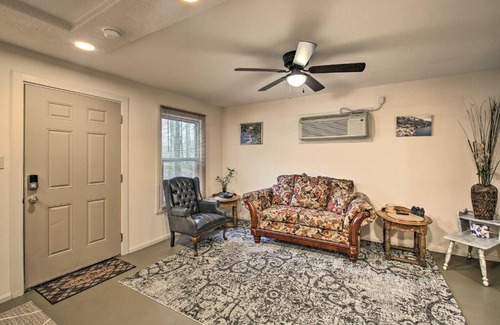 Piney Apartamento | Cozy Hot Springs Studio with Boat Ramp Access!