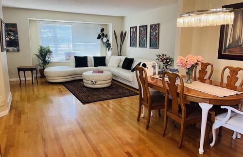Kensington Casa | Cozy house-3Bedrm-Aircon-2 Free parking-inner city