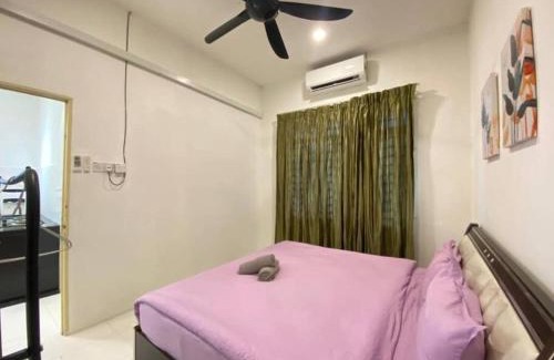 Batu Enam Casa | Cozy House 3Room8Pax`LUNAS