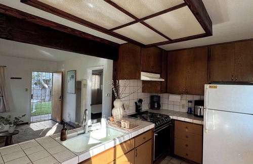 Crown Point Villa | Cozy house by the bay