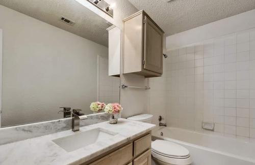 North Central Carrollton Casa | Cozy house Carrollton