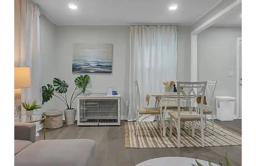Hanahan Casa | Cozy House close to Charleston pet friendly