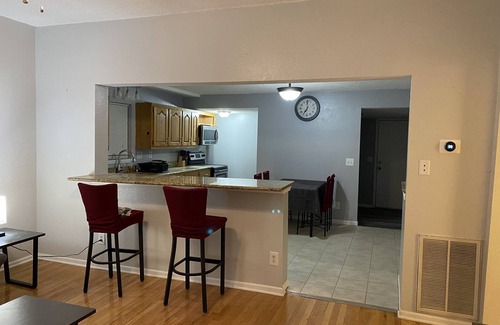 Doling Casa | Cozy house close to Ozark Fairgrounds