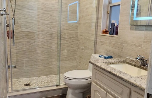 Town N County Park Casa | Cozy house in charming Tampa with AC, WiFi