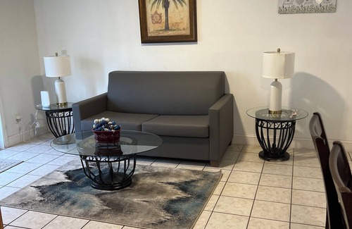 Oak Ridge Casa | Cozy house in charming Orlando with WiFi, AC