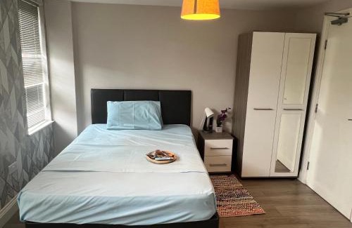 Ipswich Cama Y Desayuno | Cozy House in Heart of Ipswich