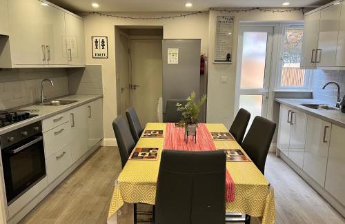 Ipswich Cama Y Desayuno | Cozy House in Heart of Ipswich