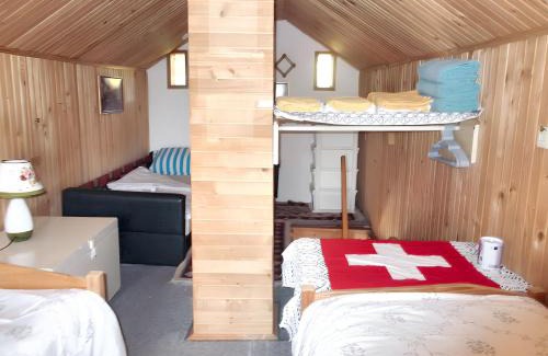 Busovaca Casa | Cozy House in Jazvine with Garden