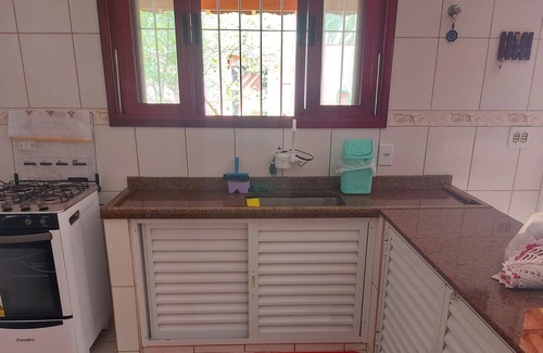 Centro Casa | Cozy house in Jequitiba, 50 mtrs from the beach with swimming pool!