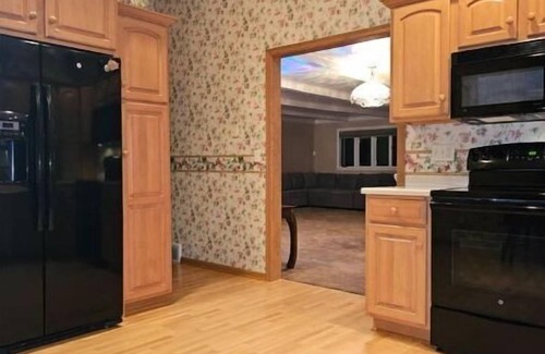 Oshkosh Casa | Cozy house in northwest Oshkosh