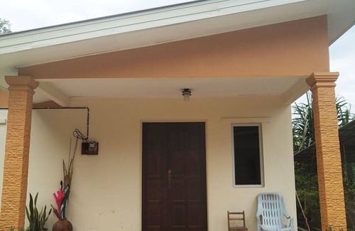 Jeli Casa | Cozy house in Rural Area at Kampung Kalai, Surrounded with village and forest