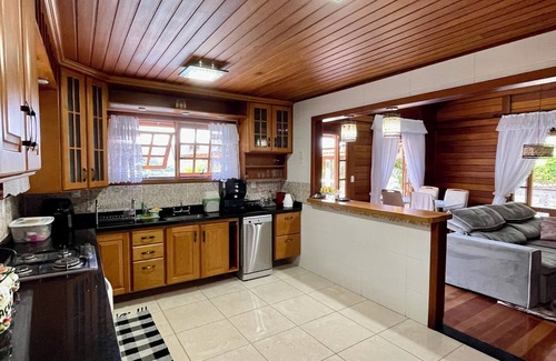 Prata Casa | COZY HOUSE IN TERESÓPOLIS RJ