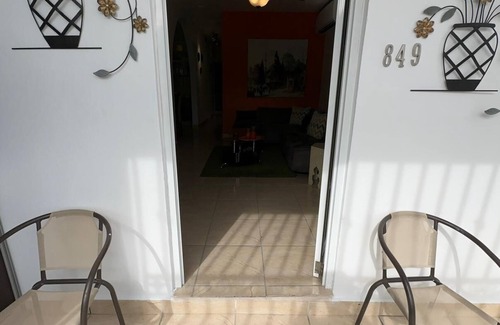 Colinas de Miramar Apartamento | Cozy house near SJ w/ light 24/7