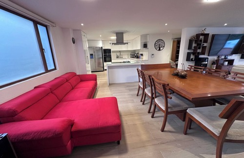 Tumbaco Casa | Acogedora casa cerca de aeropuerto en Quito, Tumbaco, ideal para familias.