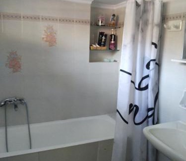 Spata-Artemida Apartamento | cozy house near the beach