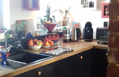 Bielenberg Casa | Acogedora casa justo en el dique, con un gran y soñador jardín de manzanas