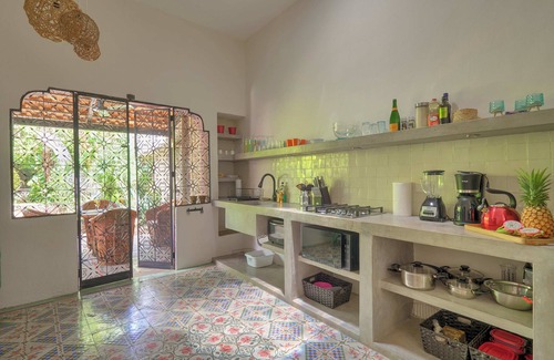 Centro Casa | Cozy house & secret garden with pool in Centro