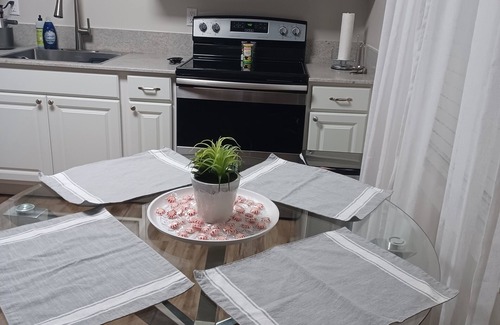 Milton Apartamento | COZY HOUSE!!! with Covered Parking