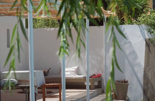 Castelo Casa | Cozy house with gorgeous swimming pool,1m from the village and 15m from thbeach.