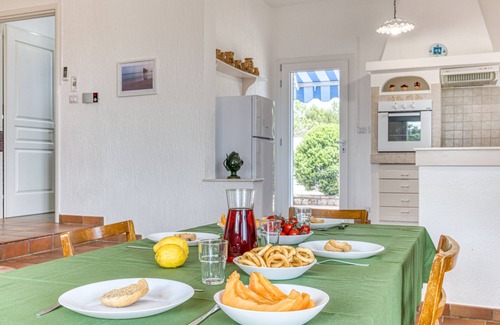 Marina di Pescoluse Chalet De Esquí | Cozy house with pool 1km from sandy beach in Pescoluse