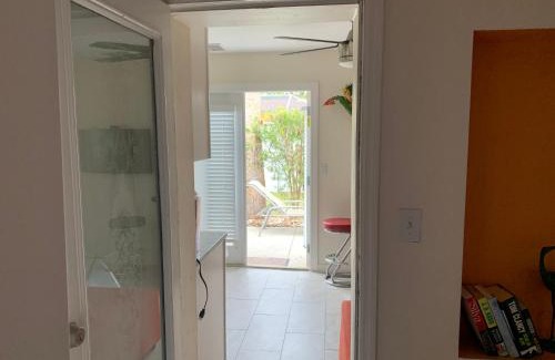 Gulf Gate Estates Apartamento | ~ Cozy In-law Apartment Close to Siesta Key ~