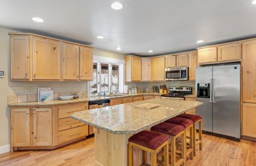 McCall Casa | Cozy in McCall