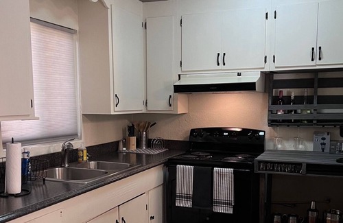 Tifton Casa | Cozy in the cul-de-sac!